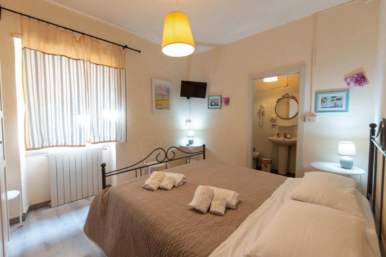 Il Borgo Ristorante Pizzeria Camere Acquapendente Extérieur photo