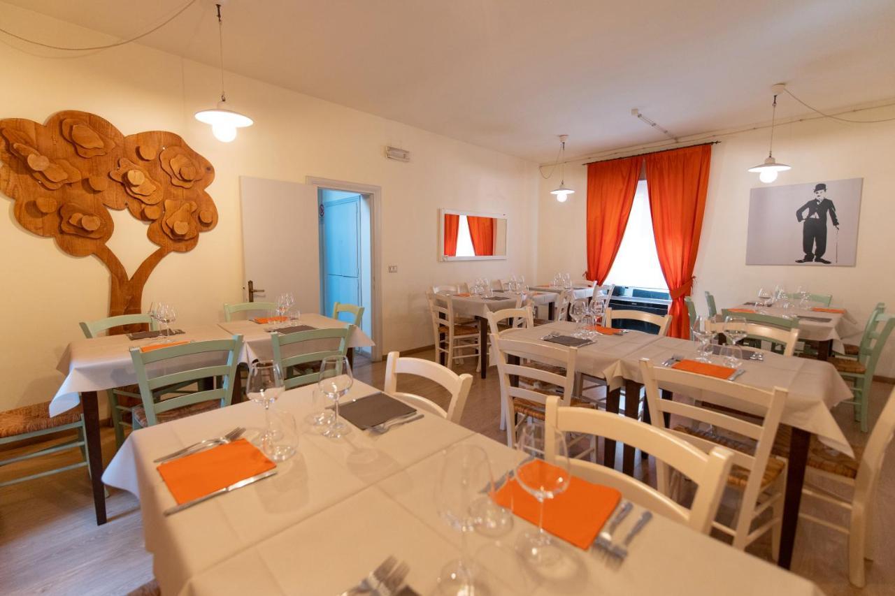 Il Borgo Ristorante Pizzeria Camere Acquapendente Extérieur photo